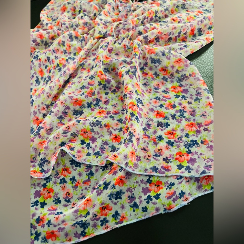 Victoria's Secret Multicolor Floral Chiffon Camisole - Picture 5 of 12